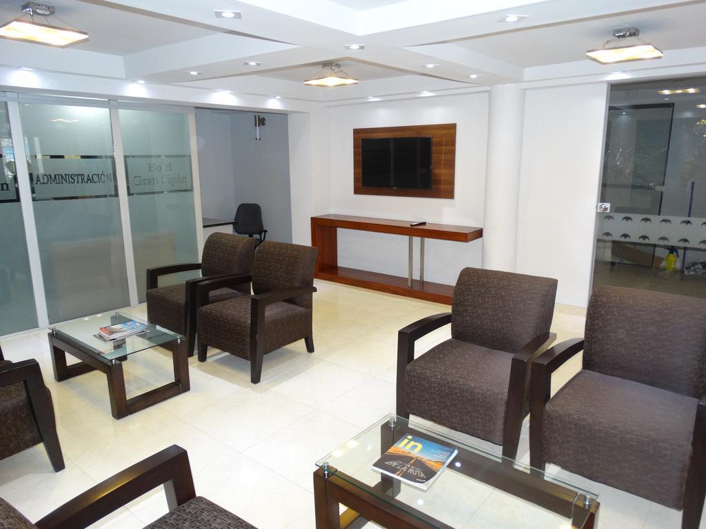Hotel Gran Sipan 齐克拉约 外观 照片
